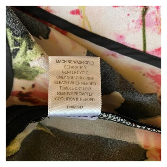 New York & Company Stretch Floral Flare Zip Up Skirt - Size 8 - Picture 9 of 10